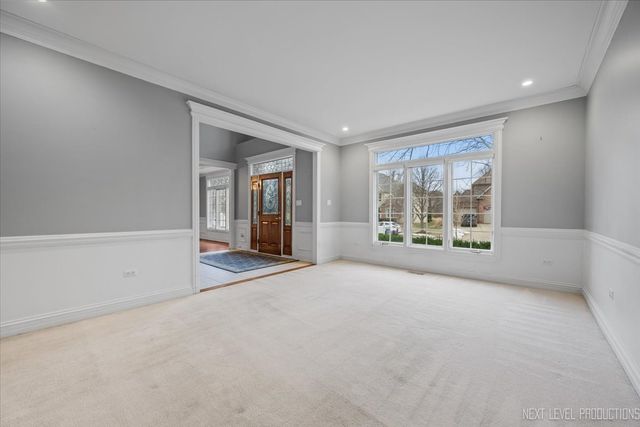 884 Twin Elms Lane, Batavia, IL 60510