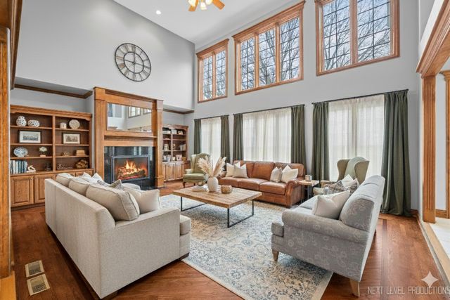 884 Twin Elms Lane, Batavia, IL 60510