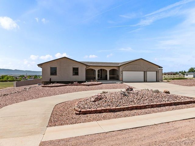 1195 S Los Charros Dr, Pueblo West, CO 81007