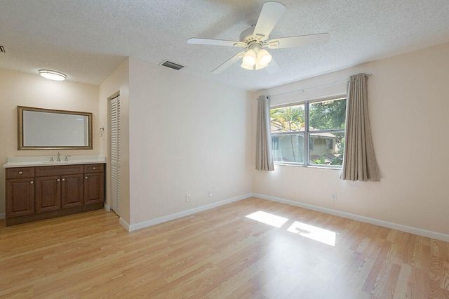 6384 BOCA Circle, Boca Raton, FL 33433