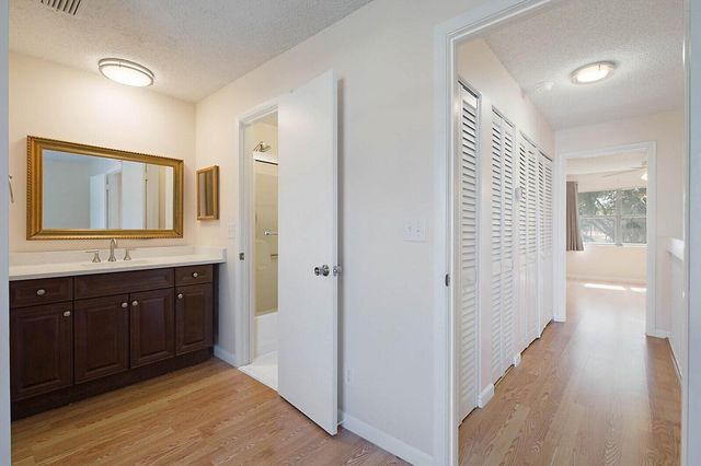 6384 BOCA Circle, Boca Raton, FL 33433
