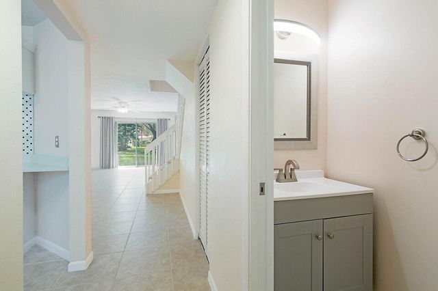 6384 BOCA Circle, Boca Raton, FL 33433