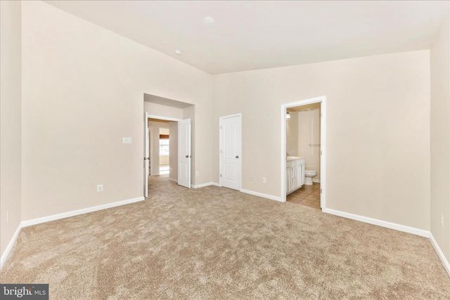 10373 LANTERN LN, Hagerstown, MD 21740