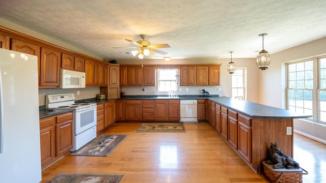 1751 West Lane, Nicholasville, KY 40356