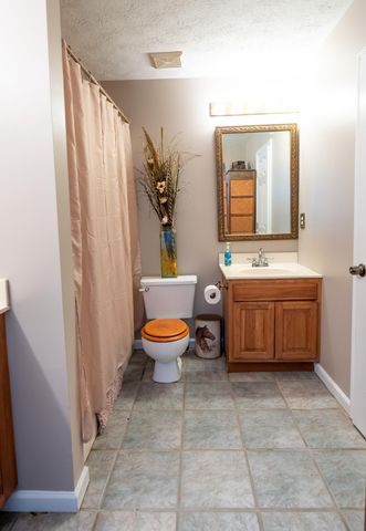 1751 West Lane, Nicholasville, KY 40356