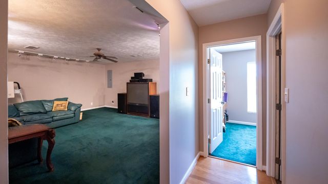 1751 West Lane, Nicholasville, KY 40356