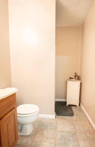 1751 West Lane, Nicholasville, KY 40356