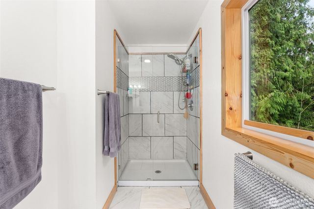 2434 Salzer Valley Road, Centralia, WA 98531