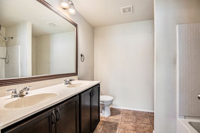 304 Chert Lane, Fort Worth, TX 76131