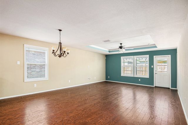 304 Chert Lane, Fort Worth, TX 76131