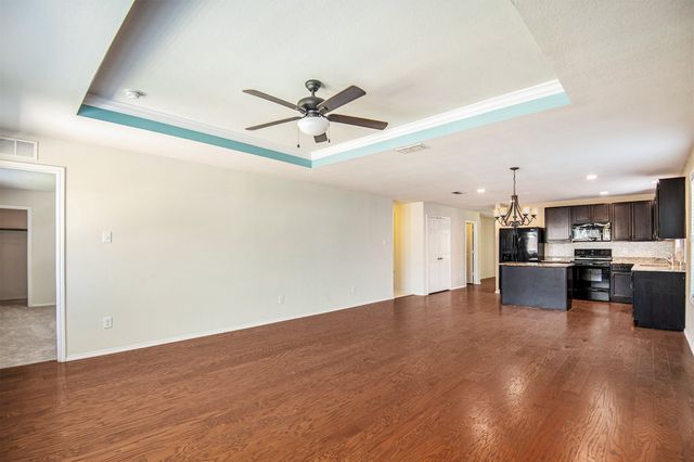 304 Chert Lane, Fort Worth, TX 76131