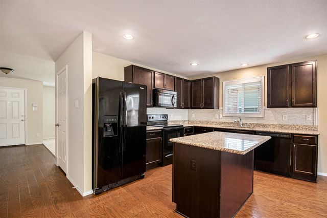 304 Chert Lane, Fort Worth, TX 76131