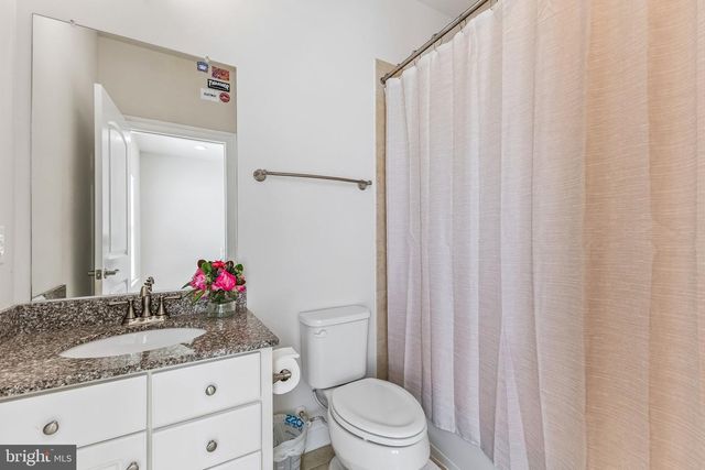 42058 BARRYMOORE PL, Chantilly, VA 20152