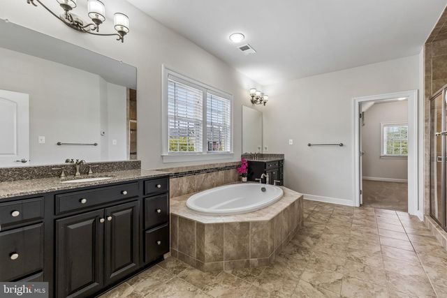 42058 BARRYMOORE PL, Chantilly, VA 20152