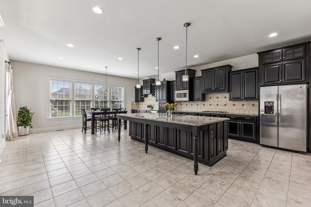 42058 BARRYMOORE PL, Chantilly, VA 20152