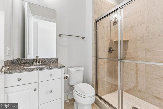42058 BARRYMOORE PL, Chantilly, VA 20152