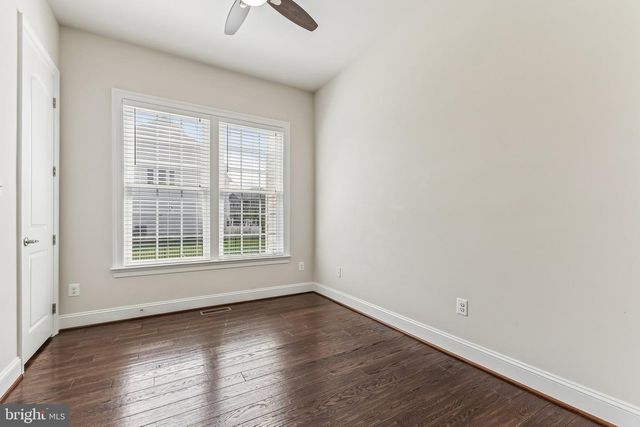 42058 BARRYMOORE PL, Chantilly, VA 20152
