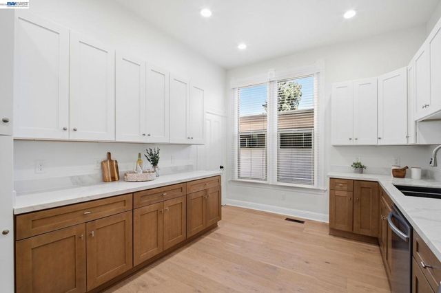 1325 B St, Hayward, CA 94541