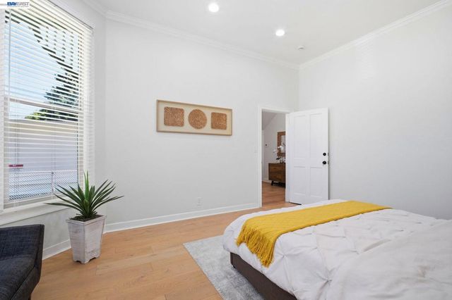 1325 B St, Hayward, CA 94541