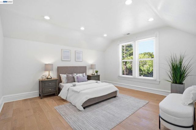 1325 B St, Hayward, CA 94541