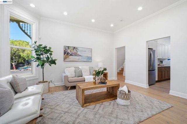 1325 B St, Hayward, CA 94541