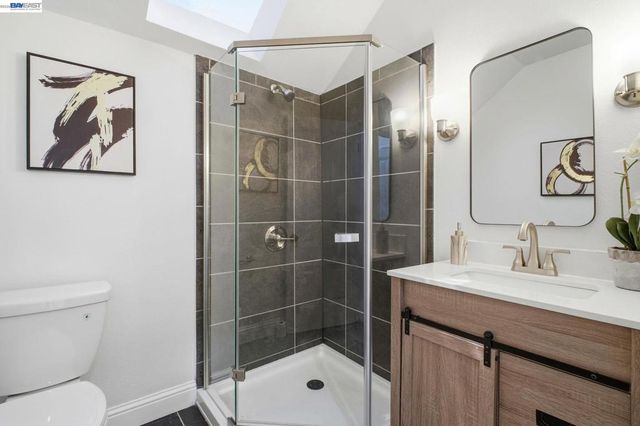 1325 B St, Hayward, CA 94541