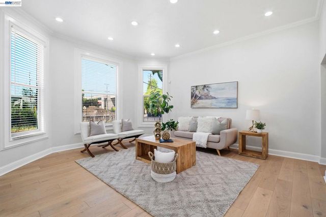 1325 B St, Hayward, CA 94541