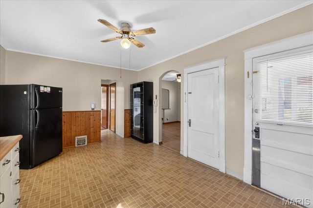 10300 Toelle Lane, St Louis, MO 63137