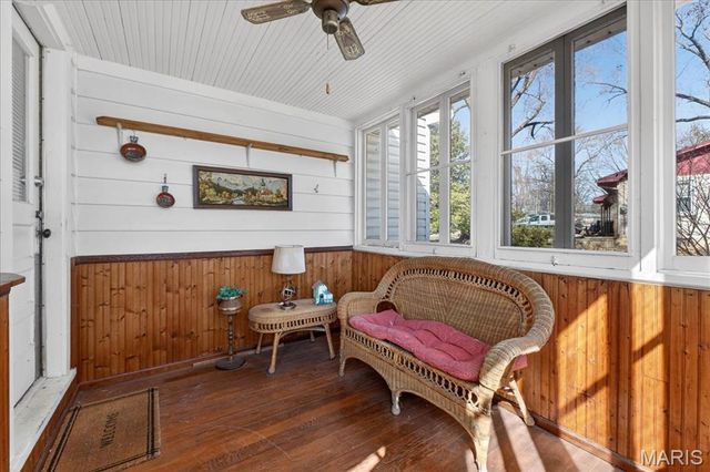 10300 Toelle Lane, St Louis, MO 63137