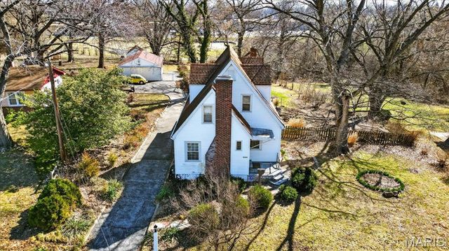 10300 Toelle Lane, St Louis, MO 63137