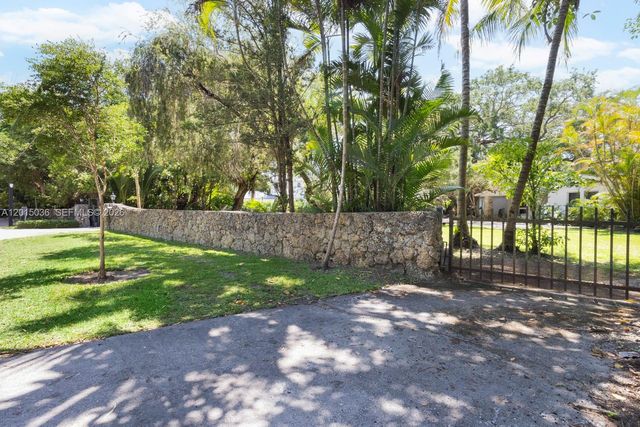 5340 Banyan Dr, Coral Gables, FL 33156
