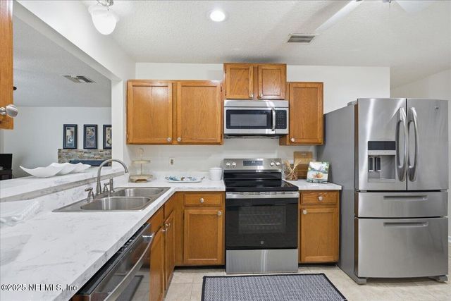 4132 STILLWOOD Drive, Jacksonville, FL 32257