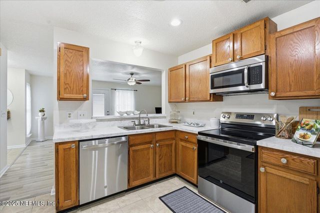 4132 STILLWOOD Drive, Jacksonville, FL 32257