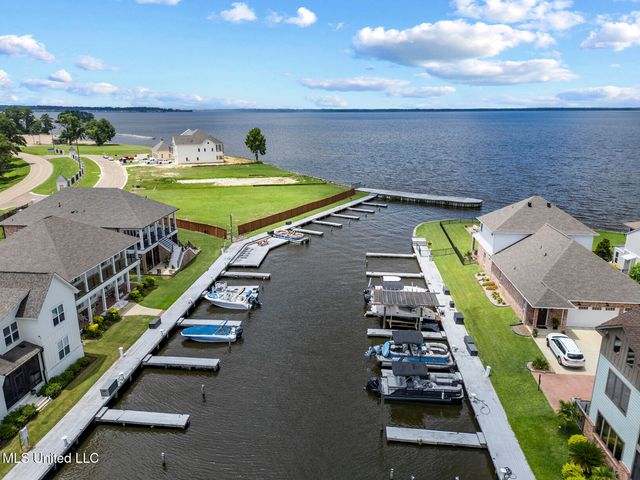 226 Port Arbor, Brandon, MS 39047