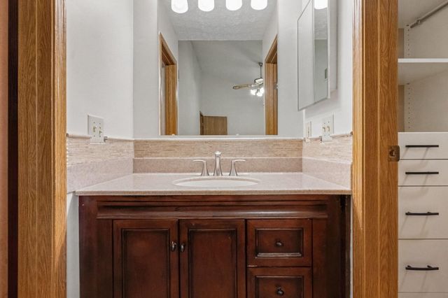 1164 Cambridge Way, Pickerington, OH 43147