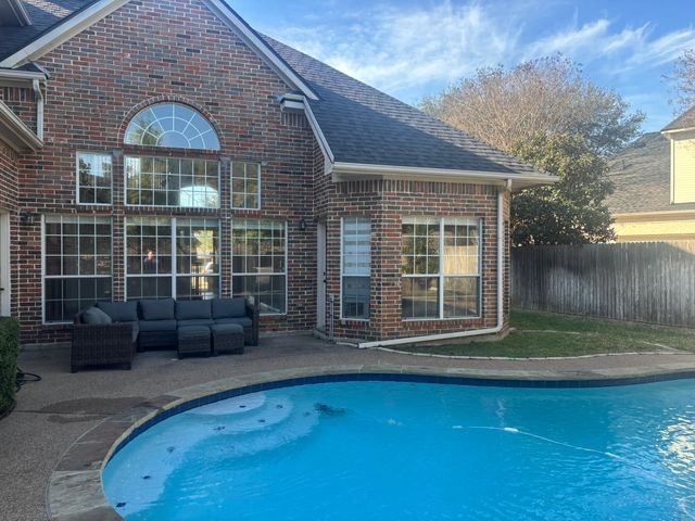 204 Mill Wood Court, Colleyville, TX 76034