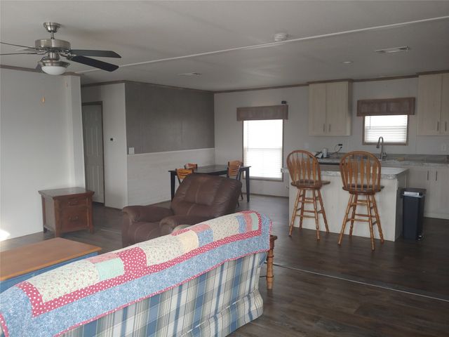 121 Geronimo Street, Ferris, TX 75125