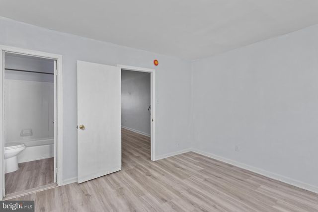 106 NEWTON AVE N, Oaklyn, NJ 08107