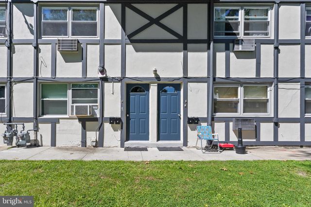 106 NEWTON AVE N, Oaklyn, NJ 08107
