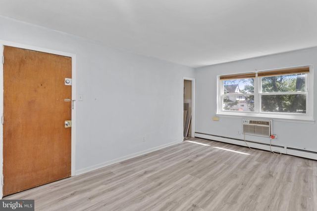 106 NEWTON AVE N, Oaklyn, NJ 08107