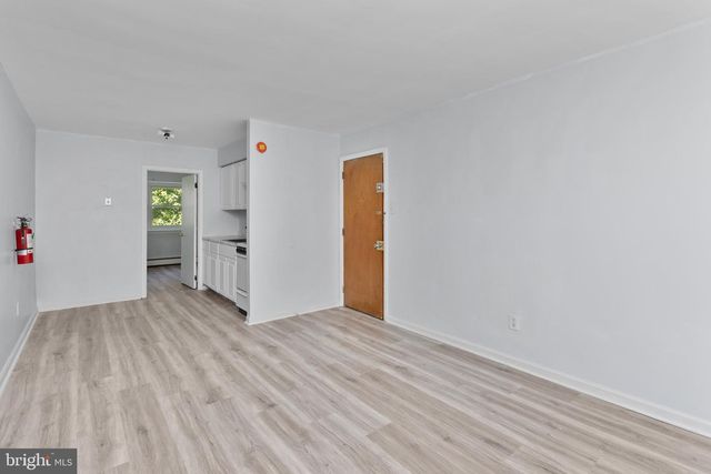 106 NEWTON AVE N, Oaklyn, NJ 08107