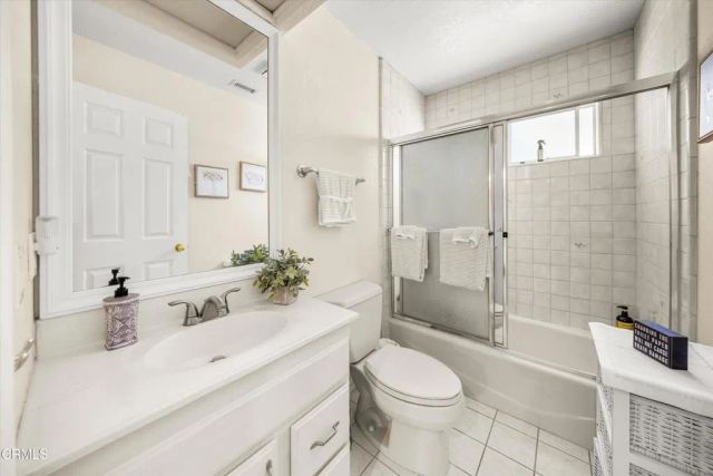 2210 Via Loma, Camarillo, CA 93012