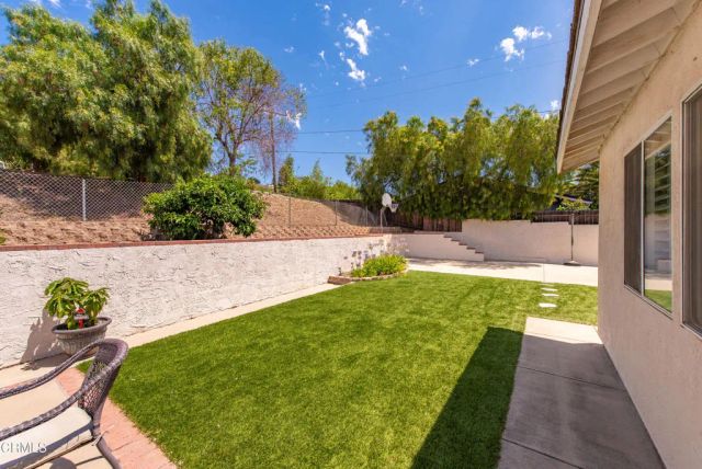 2210 Via Loma, Camarillo, CA 93012
