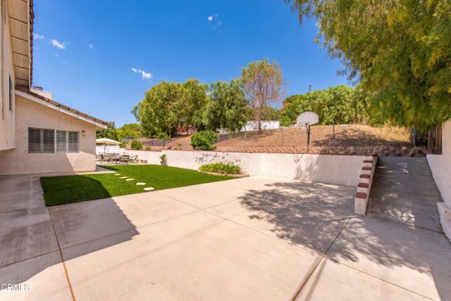 2210 Via Loma, Camarillo, CA 93012