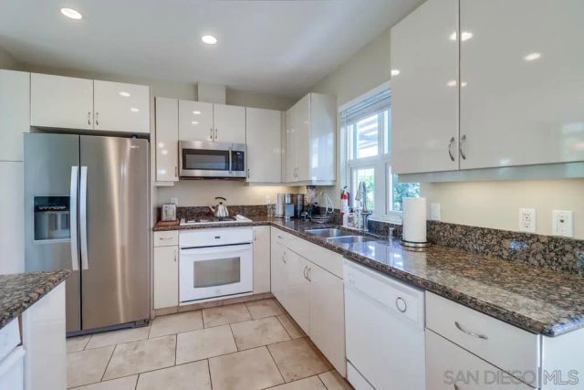 555 Front St 205, San Diego, CA 92101