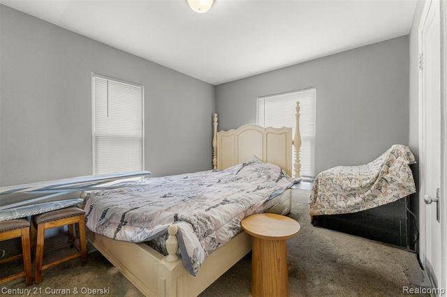 1178 Fort Park Boulevard, Lincoln Park, MI 48146