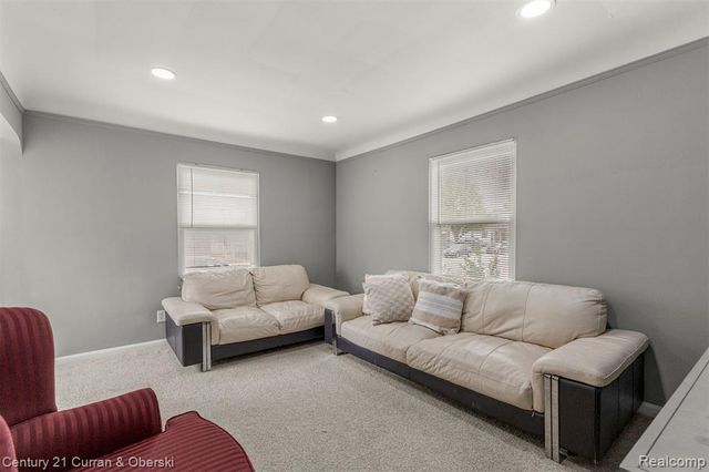 1178 Fort Park Boulevard, Lincoln Park, MI 48146