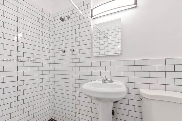 259 NE 56 ST 1, Miami, FL 33137