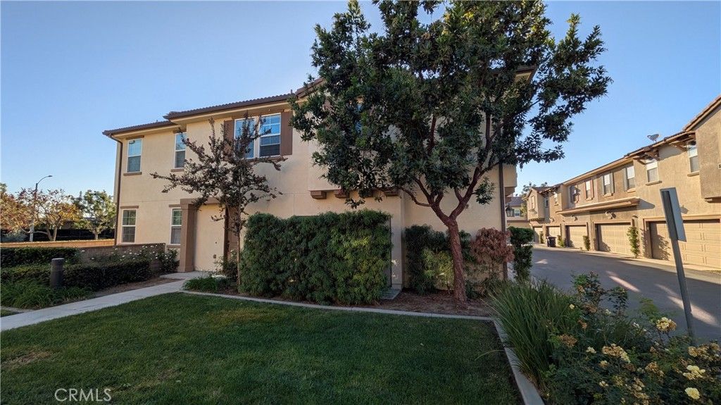 2902 E Via Fiano, Ontario, CA 91764