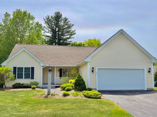 8 Beeston Lane 8, Methuen, MA 01844